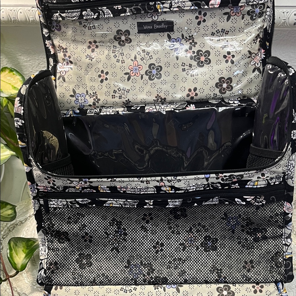 NWOT  Vera Bradley Iconic Grand Hanging Organizer - Picture 8 of 16